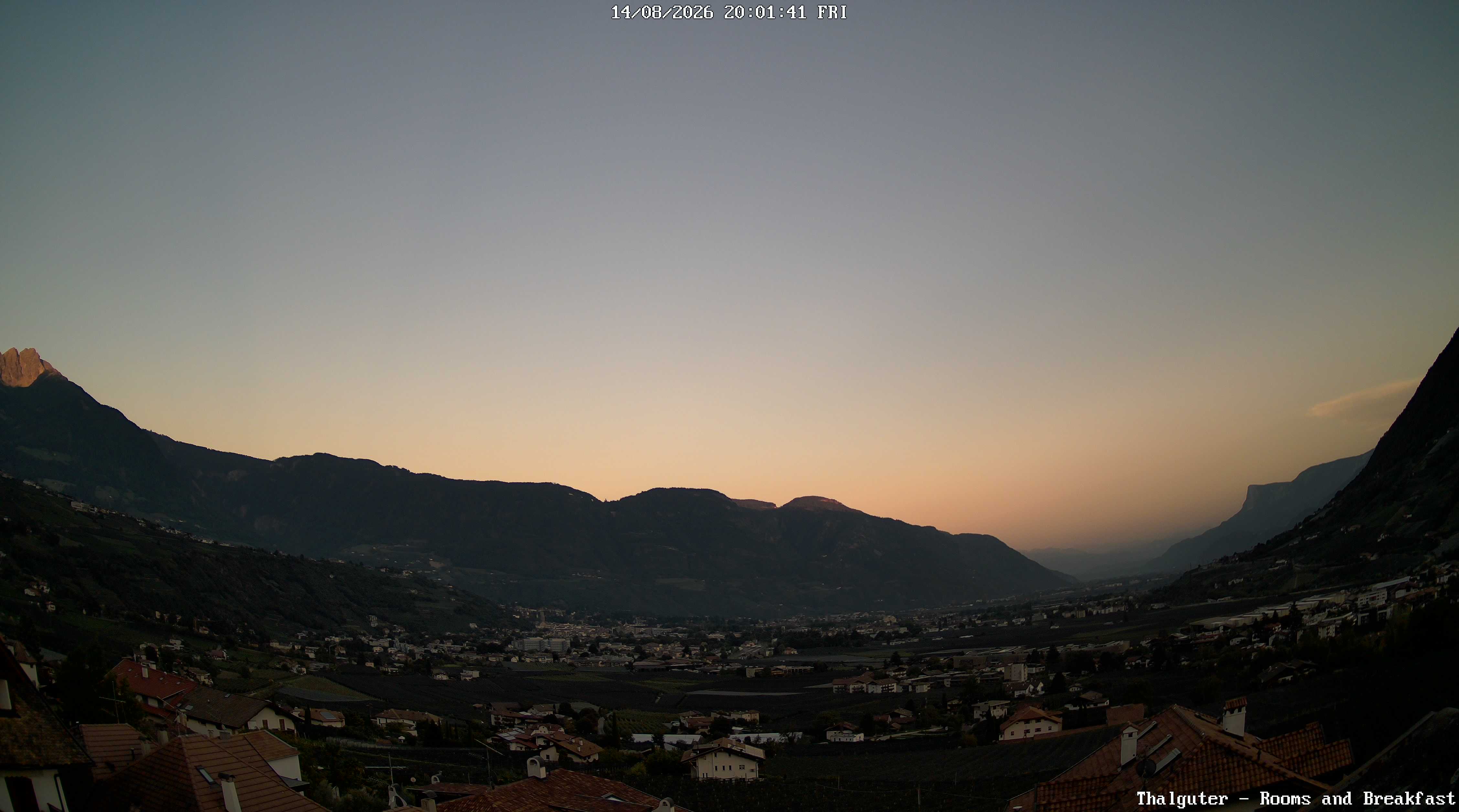 20:01